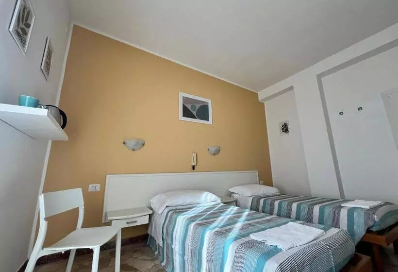 ペンション Parini