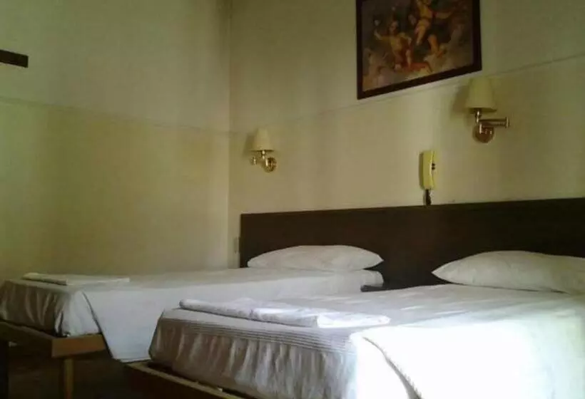 ペンション Parini