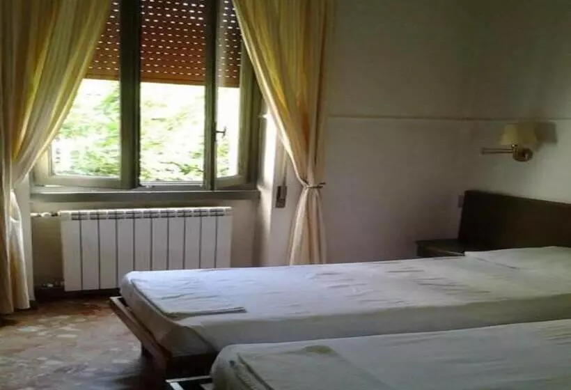 ペンション Parini