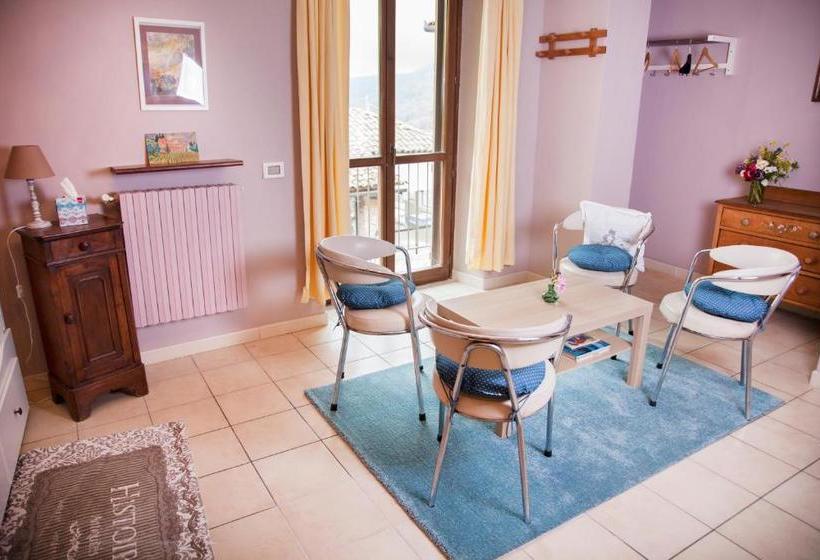 بنسيون La Lepre Danzante