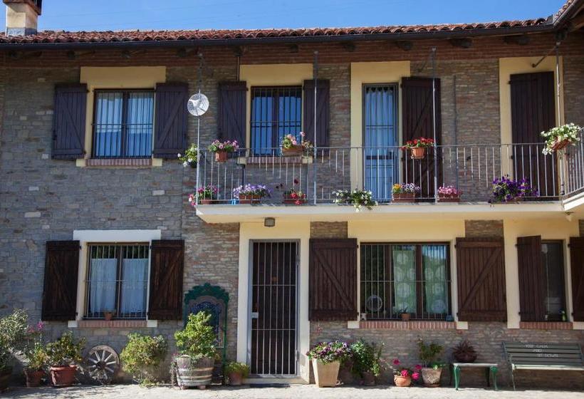 بنسيون La Lepre Danzante