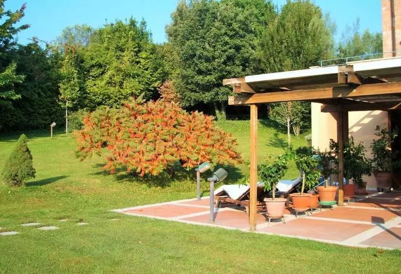 Majatalo Resort Villa Manu