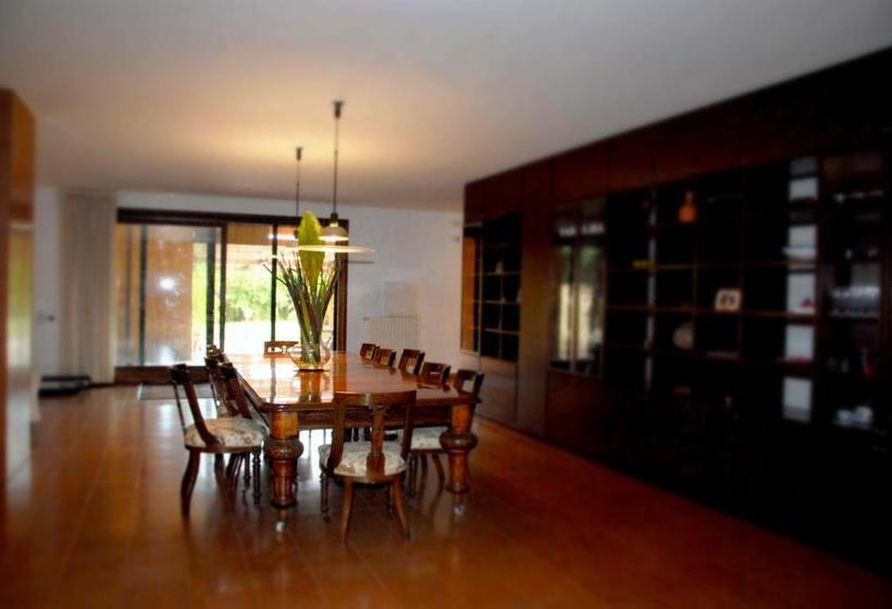 بنسيون Resort Villa Manu