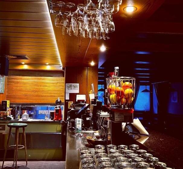 הוסטל Rifugio Frara