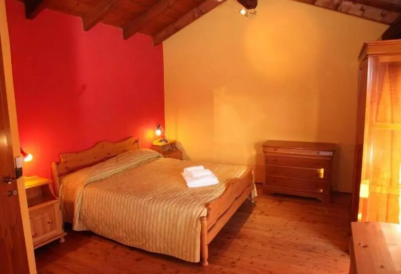 ホテル Agriturismo Gallo