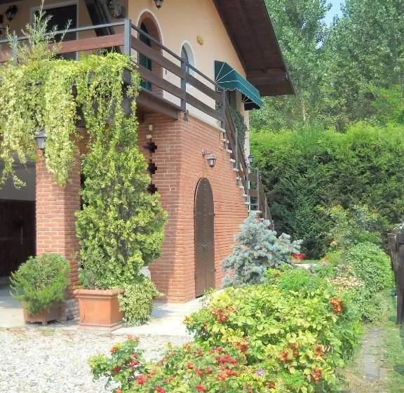 ホテル Agriturismo Maiocchi