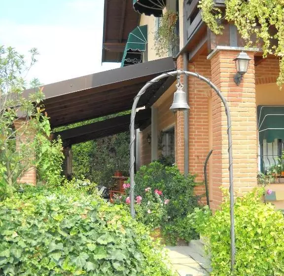 ホテル Agriturismo Maiocchi