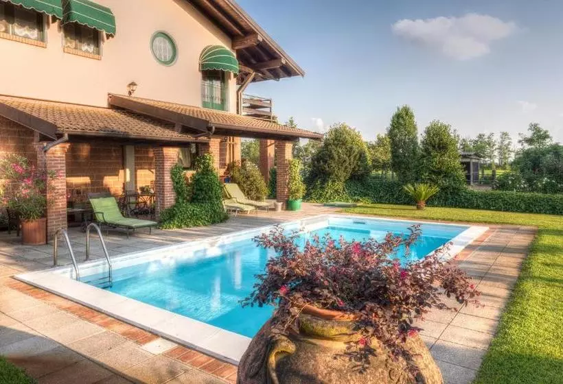ホテル Agriturismo Maiocchi