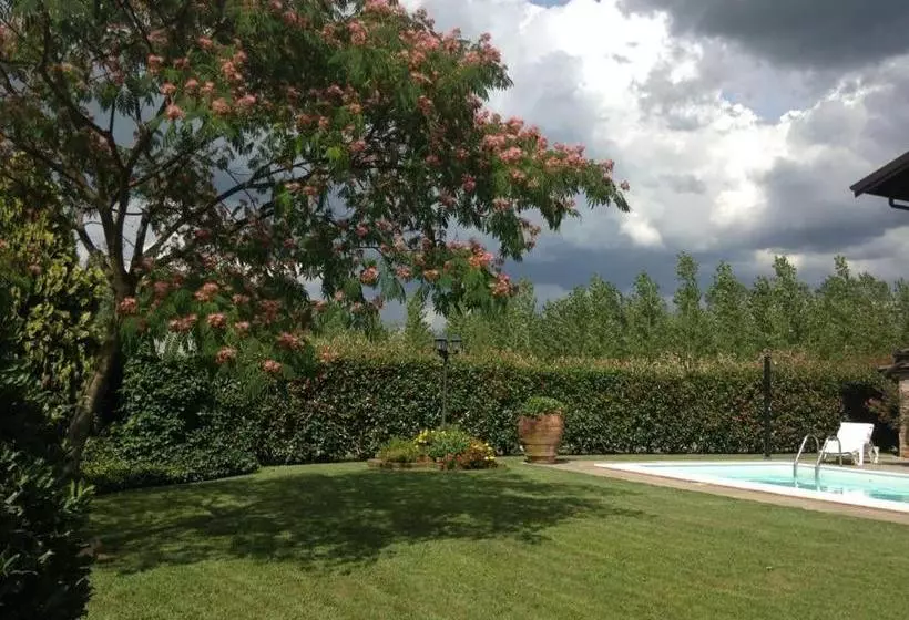 ホテル Agriturismo Maiocchi