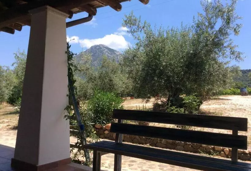 Hotelli Tenuta Don Ballore