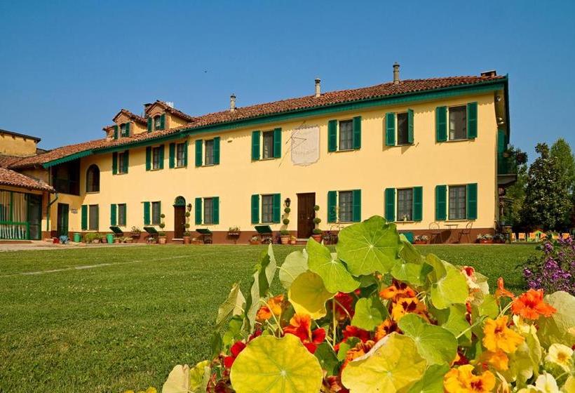 هتل Tenuta La Violina