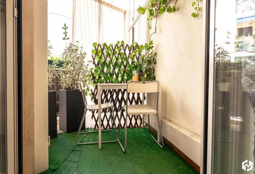 پانسیون Daydreaming House