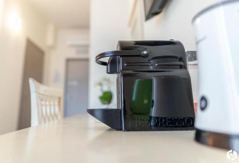 پانسیون Daydreaming House