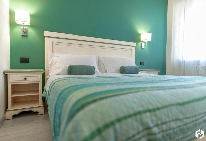 پانسیون Daydreaming House