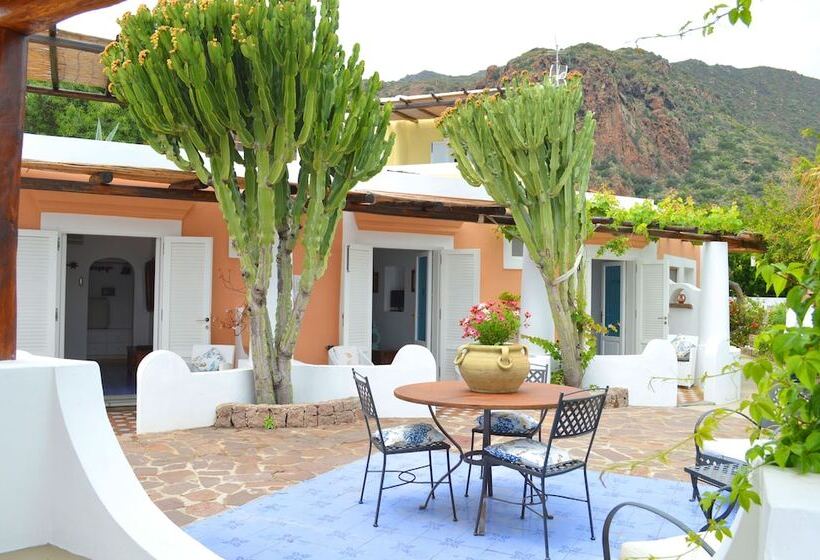 پانسیون Dependance La Caletta