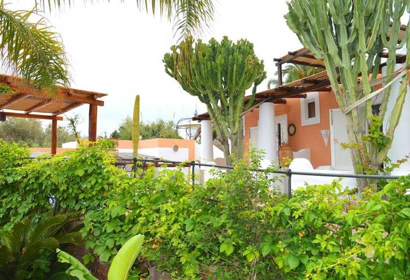 پانسیون Dependance La Caletta