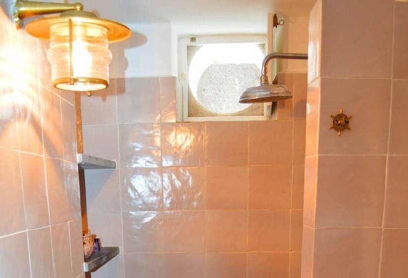 پانسیون Dependance La Caletta