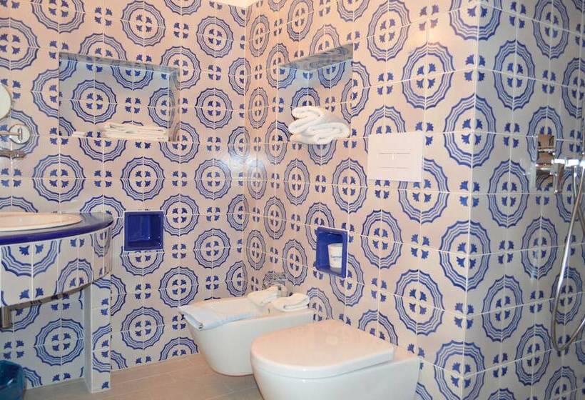 پانسیون Dependance La Caletta