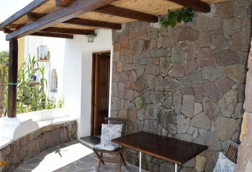 پانسیون Dependance La Caletta