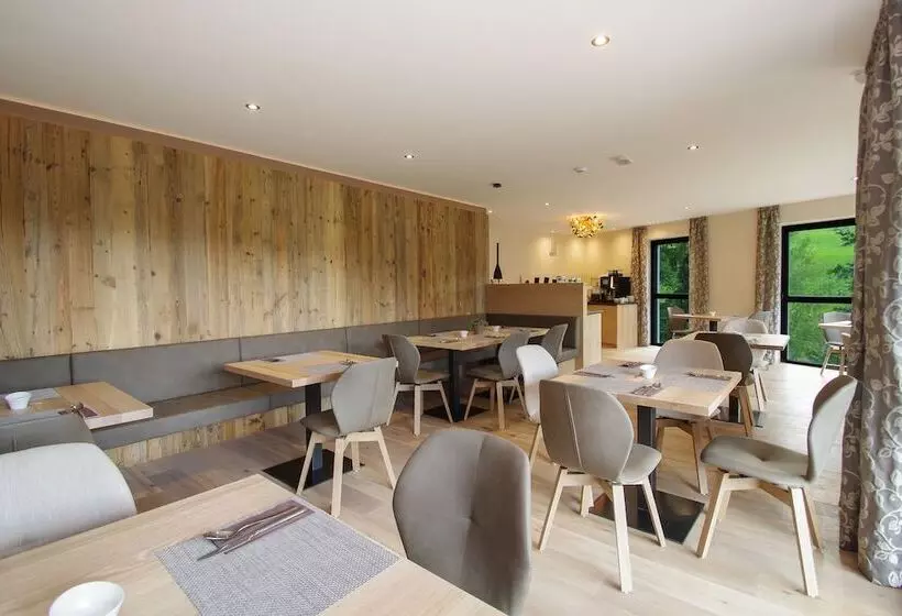 Apartment Hotel Christine