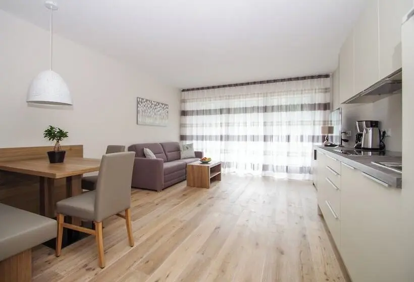 Apartment Hotel Christine