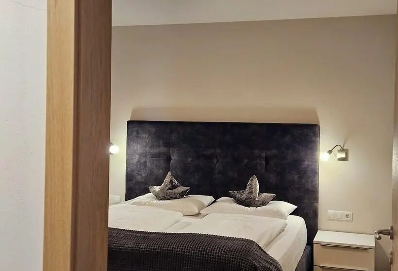 Apartment Hotel Christine