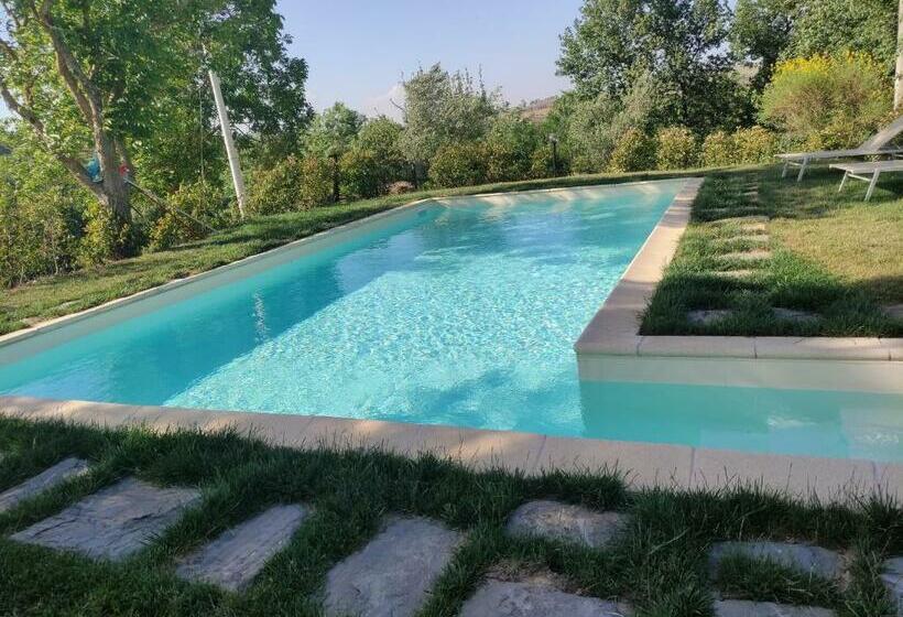 فندق Agriturismo La Poderina