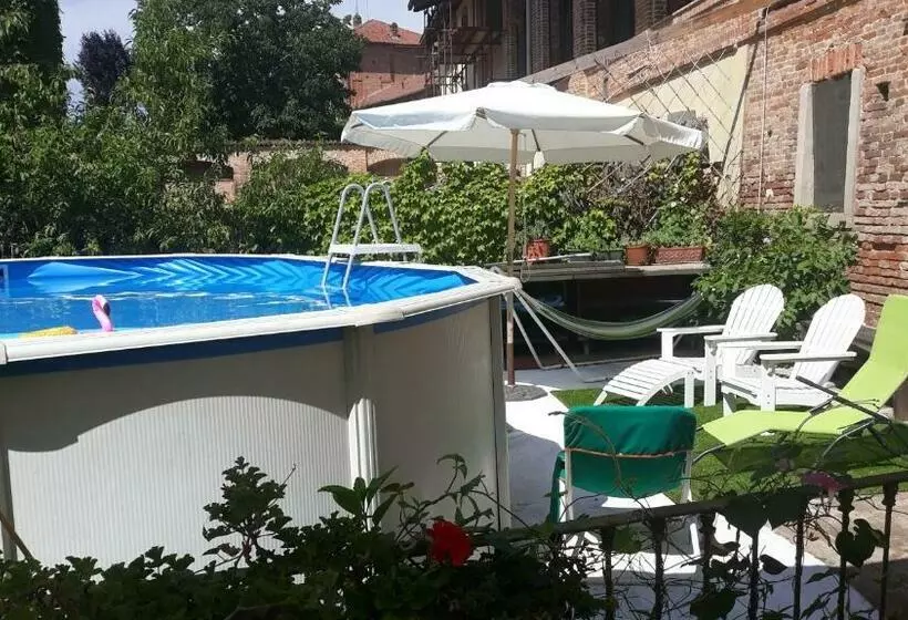 Hotelli Agriturismo Olivazzi