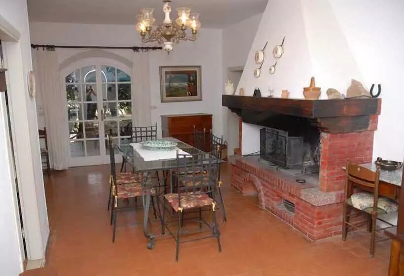 ホテル Agriturismo Podere Campalto