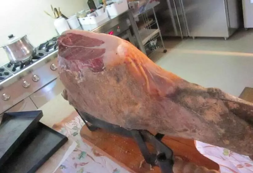 Hotelli Agriturismo Pozzuolo