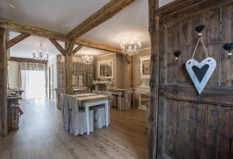 Отель Berry House