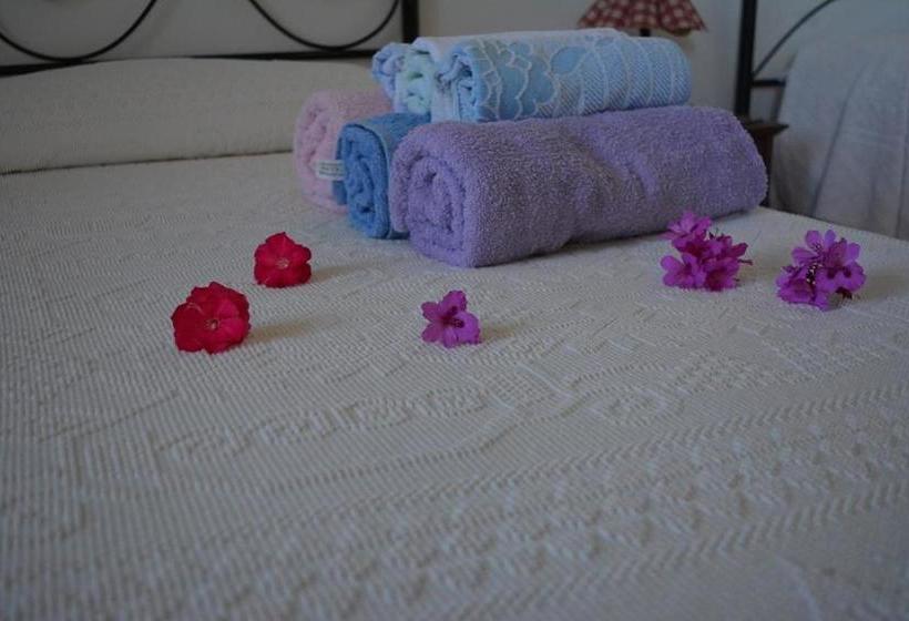 בית מלון כפרי Domus De Goene