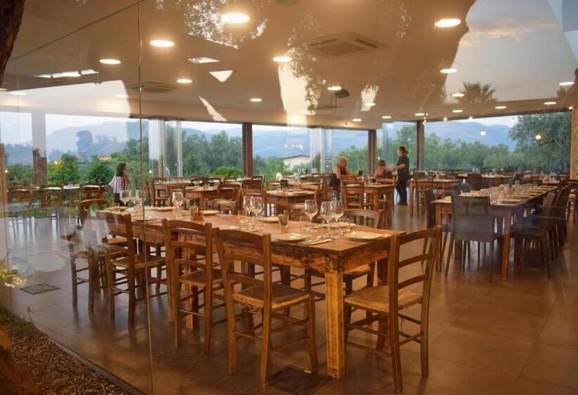 בית מלון כפרי Pescheto Tenuta Chimenti