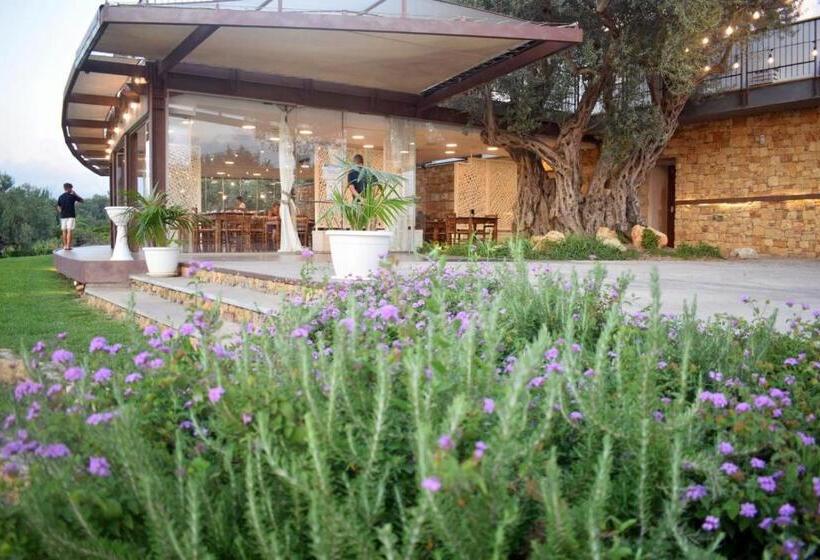 בית מלון כפרי Pescheto Tenuta Chimenti