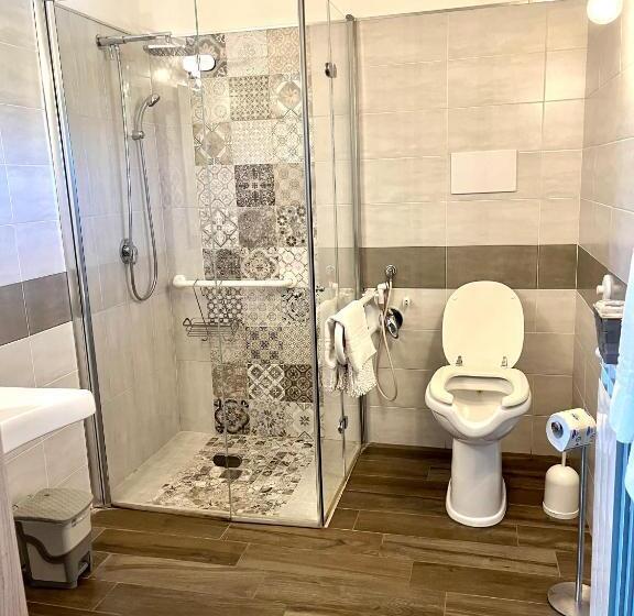 בית מלון כפרי Pescheto Tenuta Chimenti