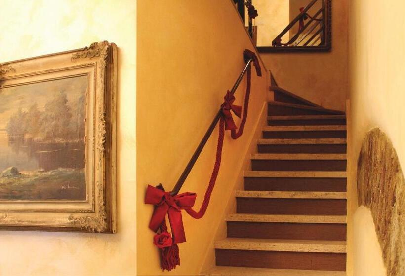 پانسیون La Giada