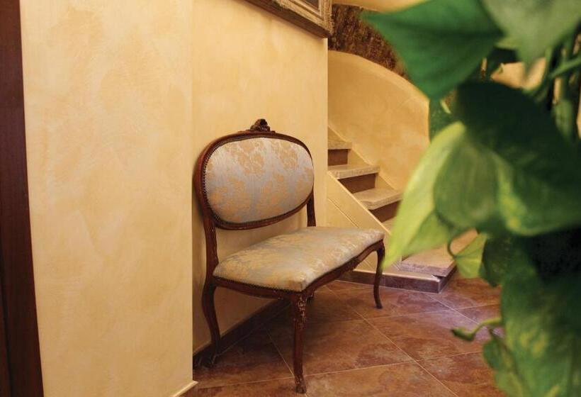 پانسیون La Giada