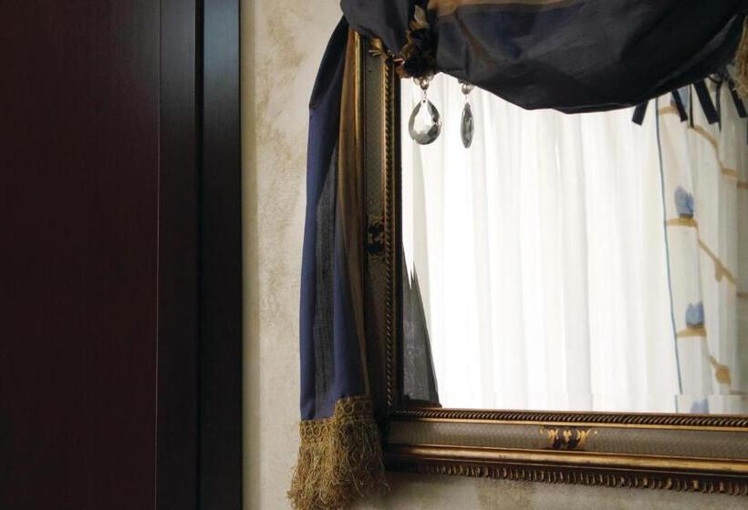 پانسیون La Giada