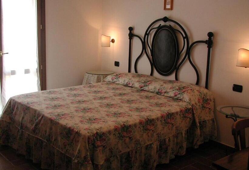 ペンション La Vecchia Fornace