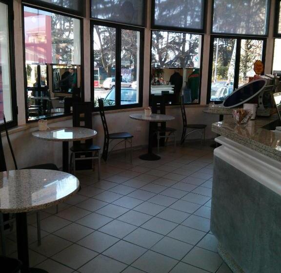 ベッドアンドブレックファースト Locanda Diana