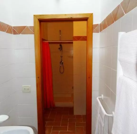 ホテル Agriturismo Montegonfoli