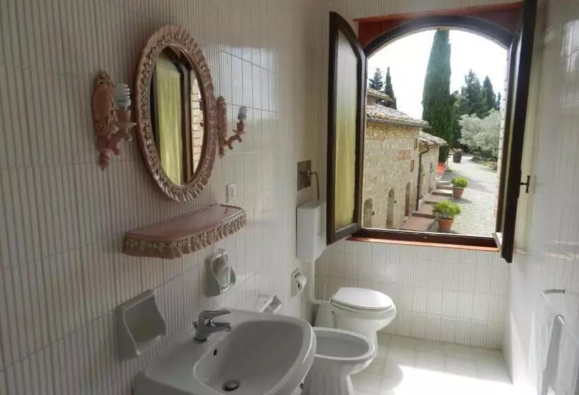 ホテル Agriturismo Montegonfoli