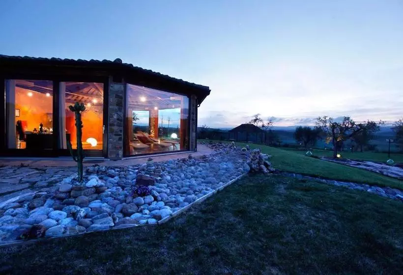 ホテル Bio Agriturismo La Bell Antiglia