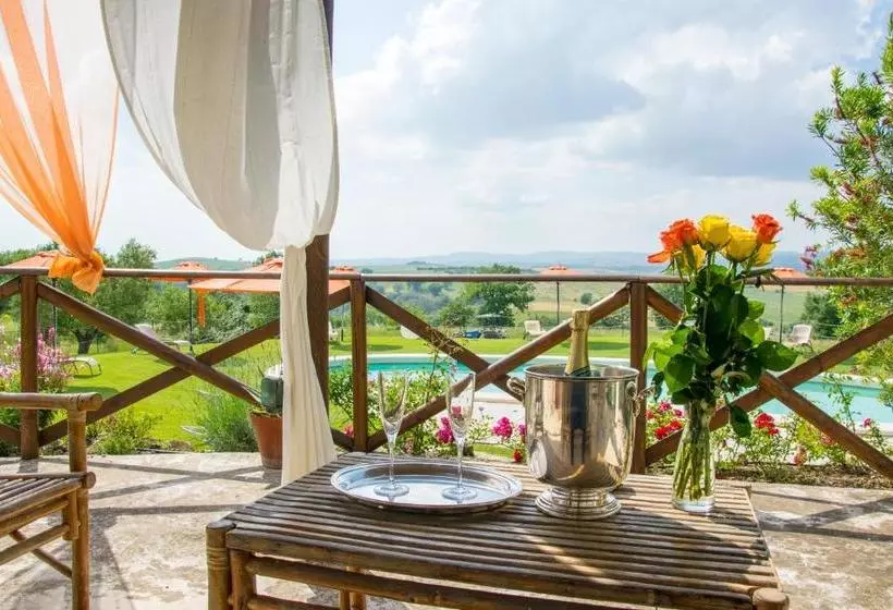 ホテル Bio Agriturismo La Bell Antiglia