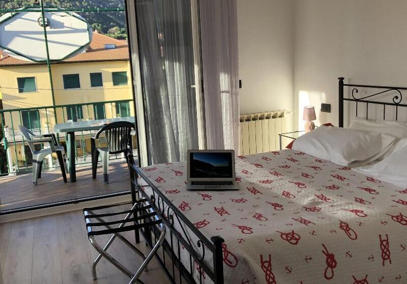 پانسیون Affittacamere Il Veliero