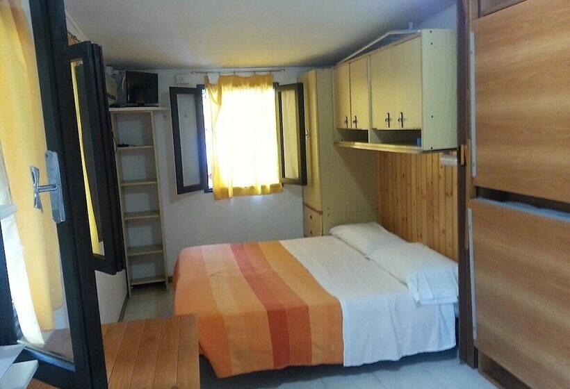 پانسیون Capricornio Club