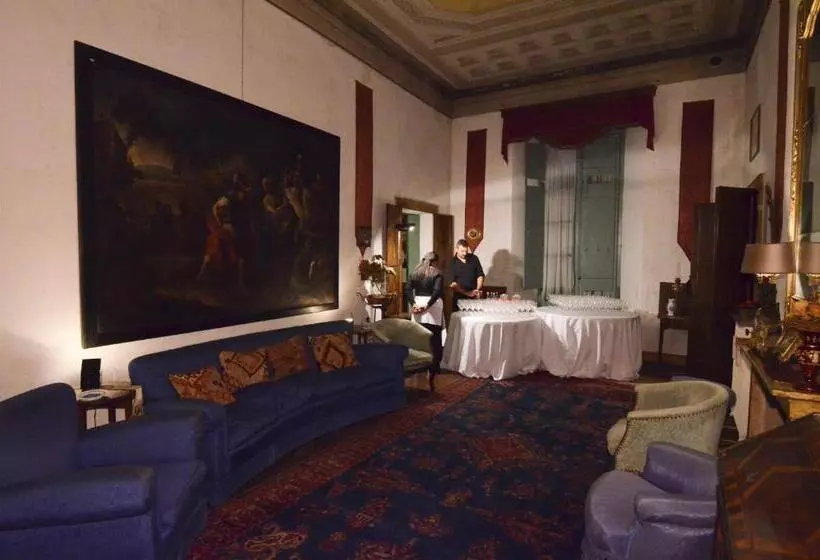 ペンション Palazzo Castiglioni Luxury Suite And Rooms