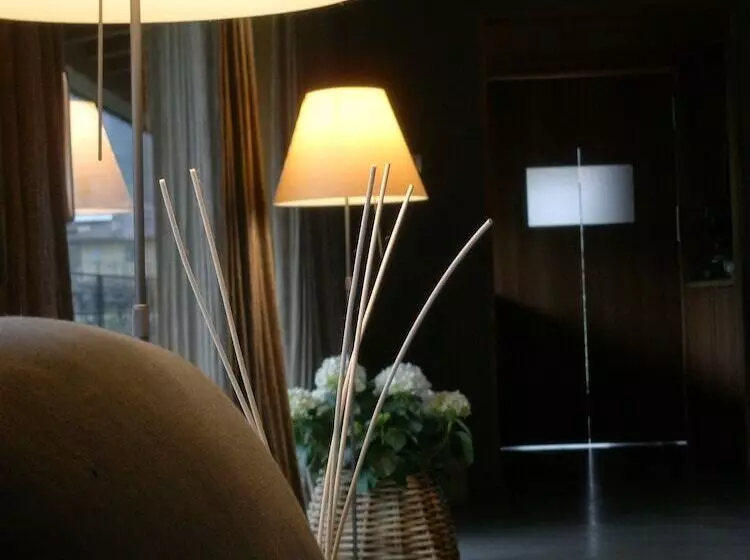 Vivere Suites & Rooms