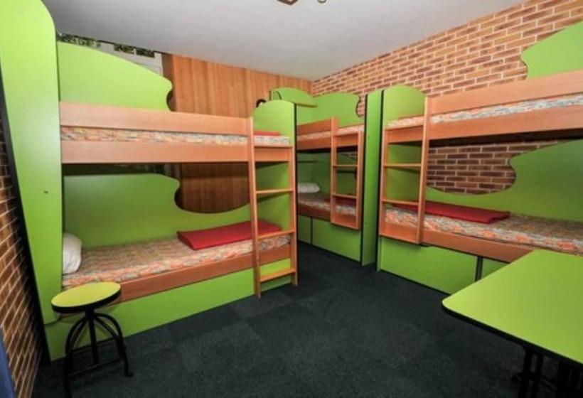 فندق صغير Auberge De Jeunesse De Saintes