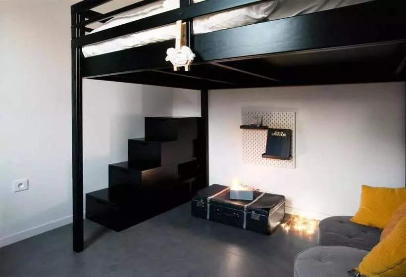 Edd Hostel